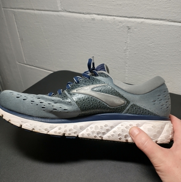 Brooks Glycerin 16 men's running shoes 1102891D059, size 11 - Picture 10 of 12